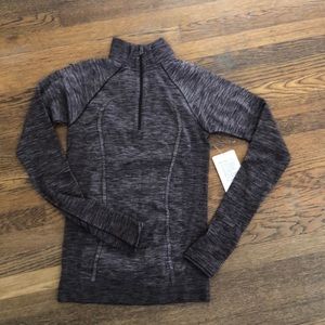 Lululemon swiftly 1/2 zip size 8